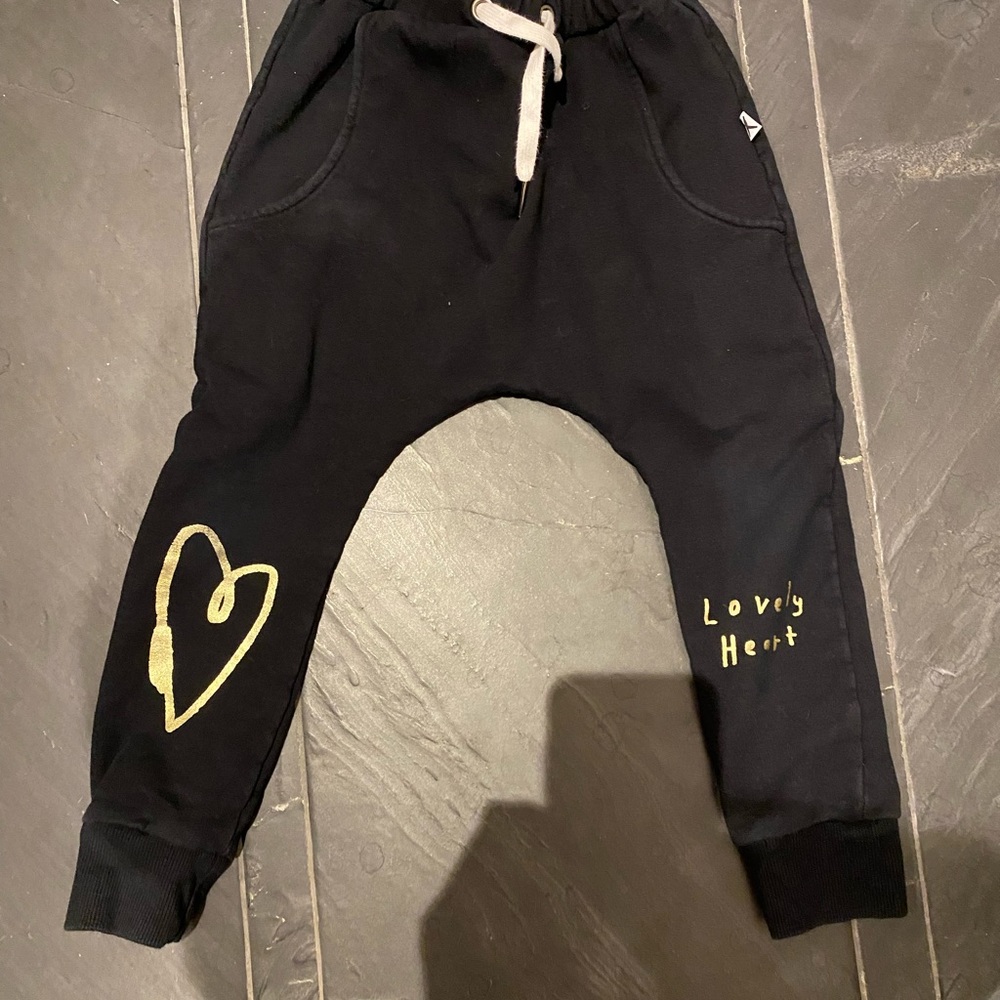 Minti Melbourne girls joggers black